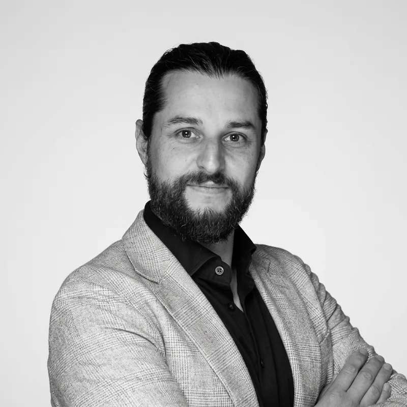 Vance Alexander headshot